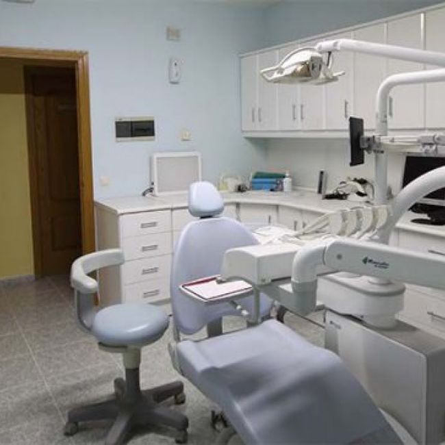 consulta dental Valdepeñas